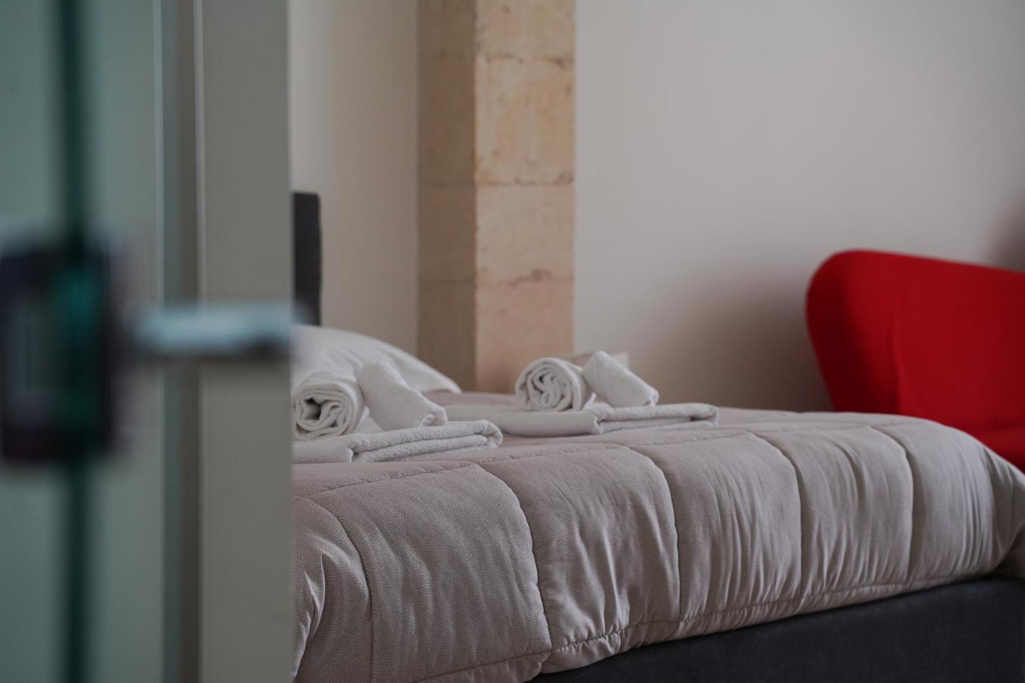 Suite Home D'Aragona ليتشي المظهر الخارجي الصورة
